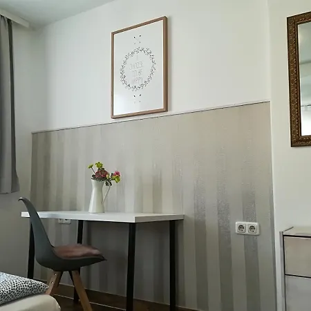 House La Neuschwanstein - Budget City Hotel 2* Füssen