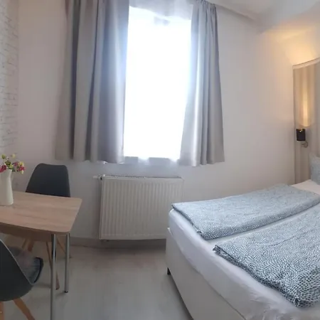 Hotel House La Neuschwanstein - Budget City Hotel Füssen