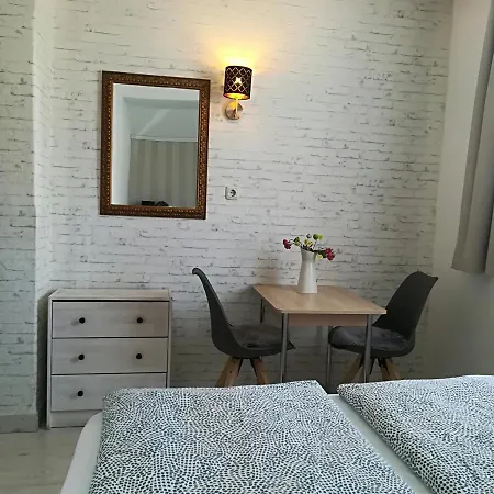 House La Neuschwanstein - Budget City Hotel Hotel