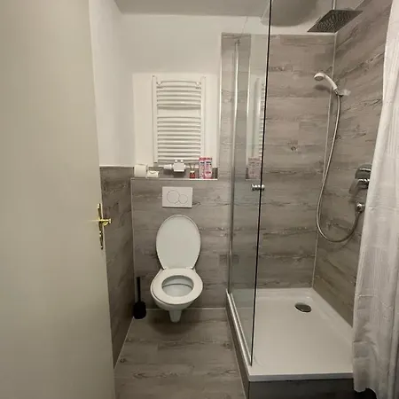 House La Neuschwanstein - Budget City Hotel Füssen