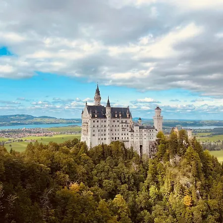 Готель House La Neuschwanstein Blick - Budget 2*