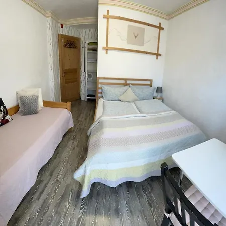 House La Neuschwanstein - Budget City Hotel