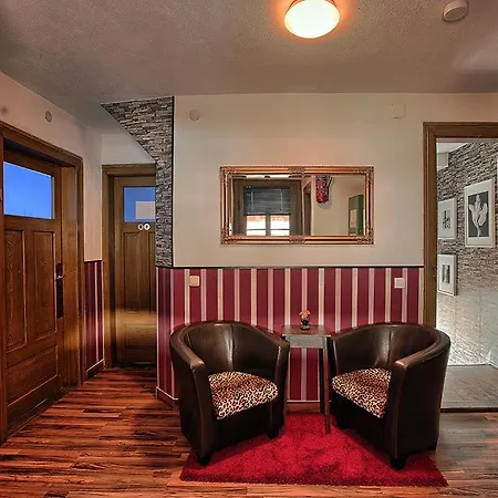 House La Neuschwanstein - Budget City Hotel 2* Füssen